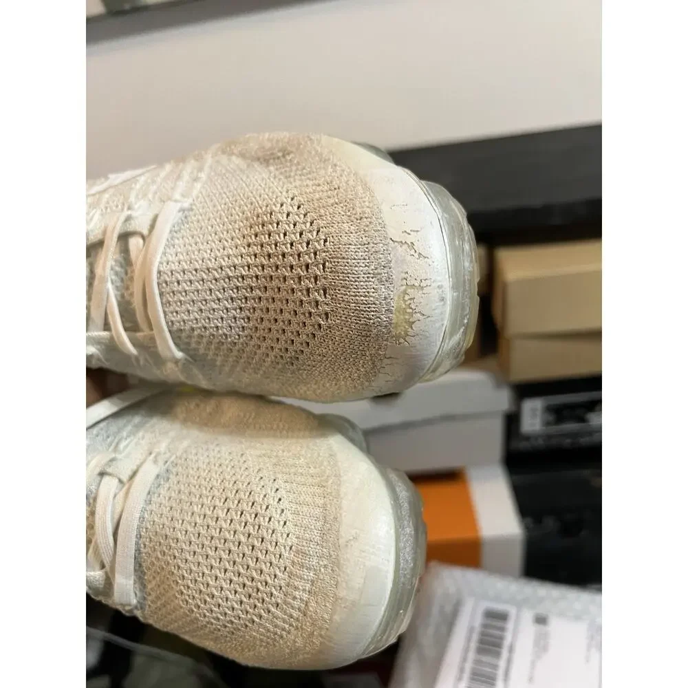 Size 8.5- Nike Air VaporMax Flyknit White Sail Running Sneakers 849558-100